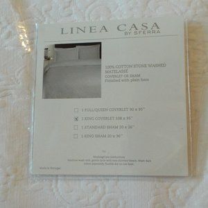 King Size Matelasse White Coverlet NWT